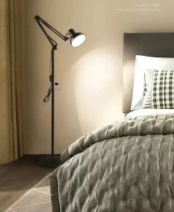 LAMPARA DE PIE CON BRAZO FLEXIBLE METALICA MT-331