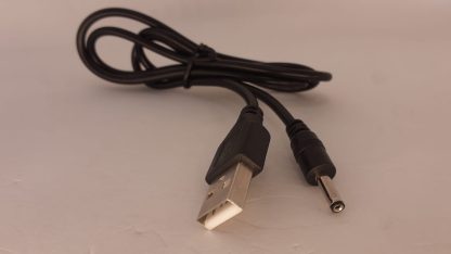 cable usb a 3,5mm (veladores, linternas, etc)