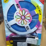 luz de neon con fuente azul