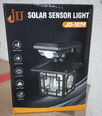 LAMPARA SOLAR CON SENSOR Y BATERIA 1579