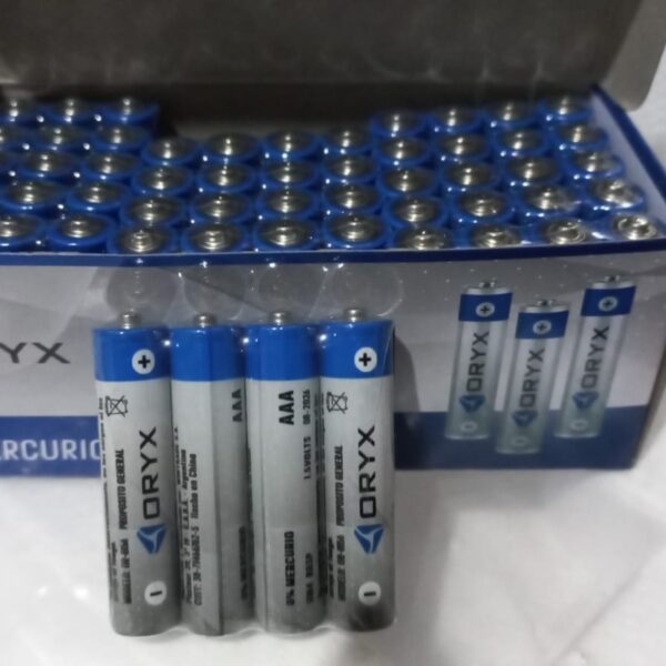 paquete por 60 pilas aaa oryx