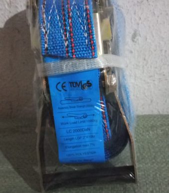 CINTA DE AMARRE DE CARGA PARA VEHICULO 10MM POR 50 MM tr10