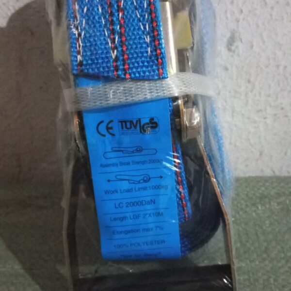 CINTA DE AMARRE DE CARGA PARA VEHICULO 10MM POR 50 MM tr10