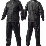 piloto traje de lluvia