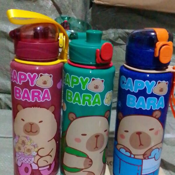 botella capibara 700 ml colores pasteles