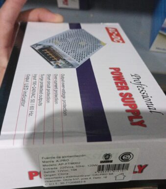 FUENTE METÁLICA 12V 10A