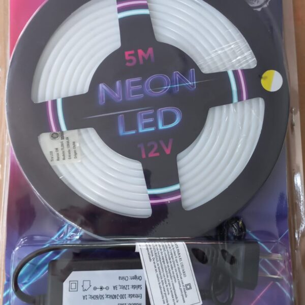 luz de neon con fuente blanca calida