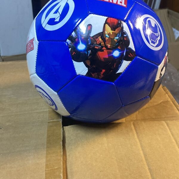pelota numero 5 marvel articulo 56120
