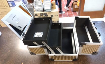 ORGANIZADOR DE MAQUILLAJE VALIJA ALUMINIO JK-4087