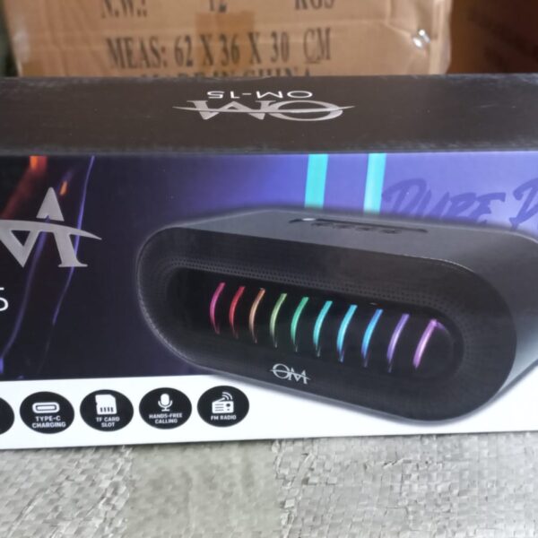 parlante bluethoot luces om-15