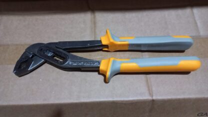 llave pico de loro