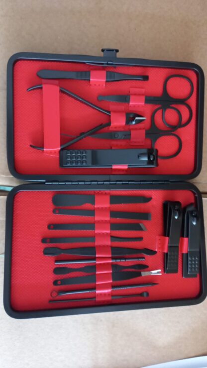 SET MANICURA NEGRO DE 17 PIEZAS XLN02