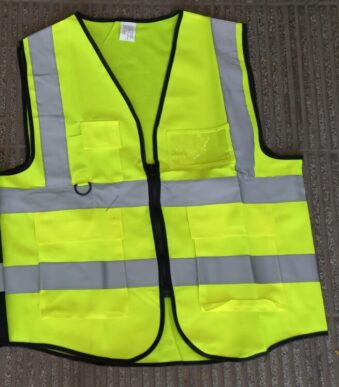 Chaleco reflectivo de trabajo con bolsillo y porta identificacion 600124