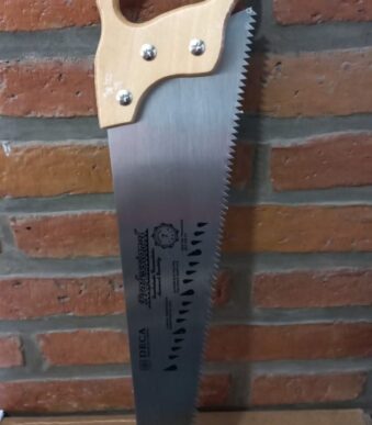 cerrucho carpintero con mango de madera 18