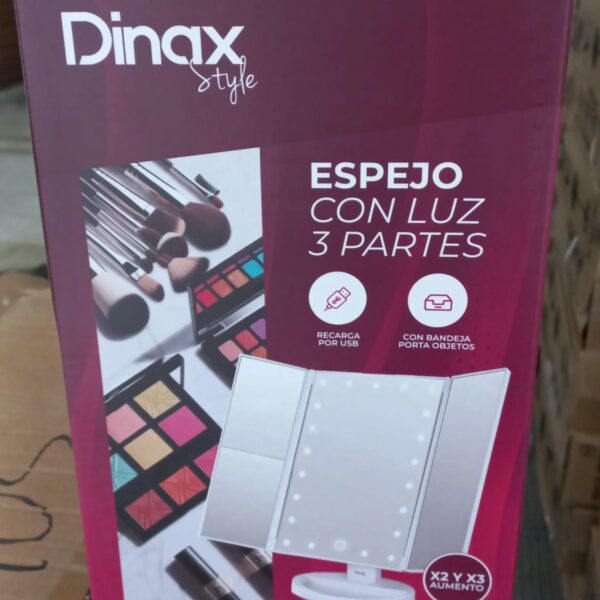 ESPEJO TRIPLE CON LUZ LED DINAX DXESPLU3P sin caja