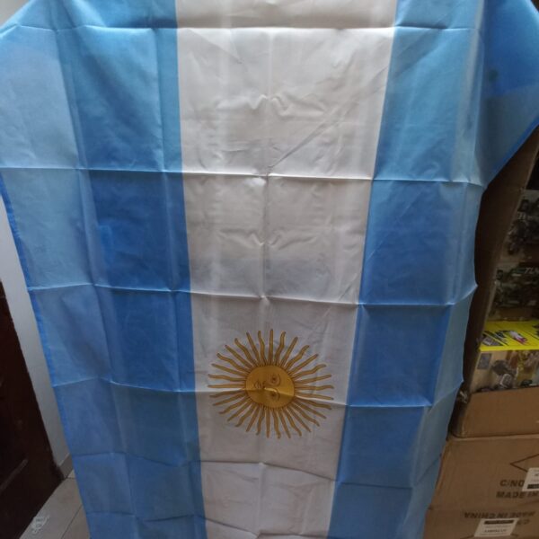 BANDERA ARGENTINA 90X150CM CON BRAZOS WVF-27