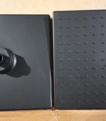 FLOR DE DUCHA NEGRA ANCHA 20X20CM