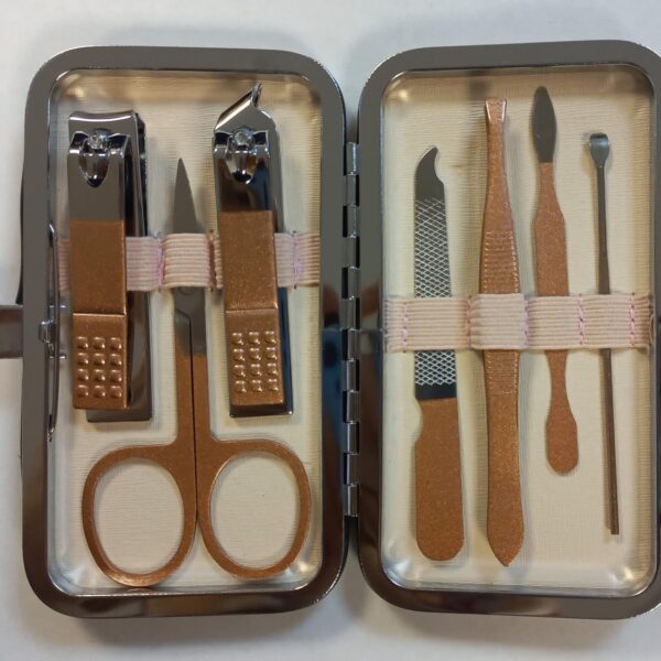 SET DE MANICURA 11PCS EN ESTUCHE WW1004