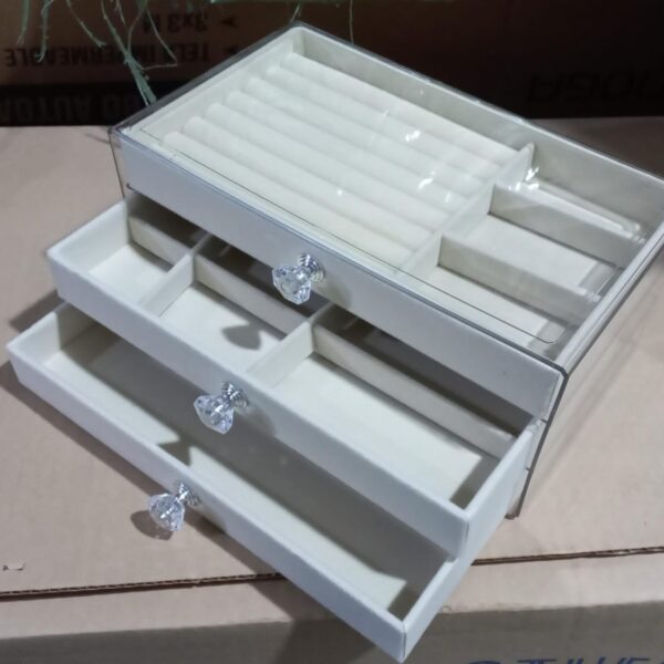 ORGANIZADOR DE JOYAS 3 PISOS DE TERCIOPELO ALHAJERO JOYER 23.5CMX13.5X11CM HZ-1