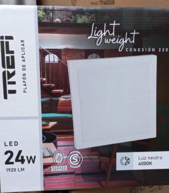 PLAFON LED DE APLICAR CUADRADO  24W CALIDA TREFI