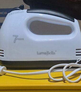 BATIDORA LUMA BELLA SIN CAJA LB-133