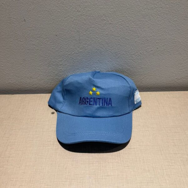 GORRA INFANTIL ARGENTINA CELESTE