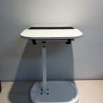 MESA PARA NOTEBOOK 40x30 AJUSTABLE Y GIRATORIA