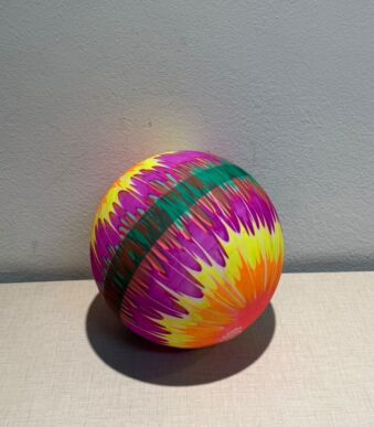 pelota de goma colores