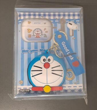 Auricular con accesorios de doraemon K19