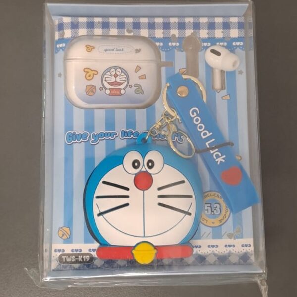 Auricular con accesorios de doraemon K19