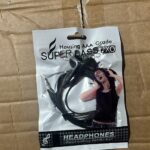 AURICULAR CON MICROFONO EN BOLSITA 3.5MM PLUG HOUSING SUPER BASS