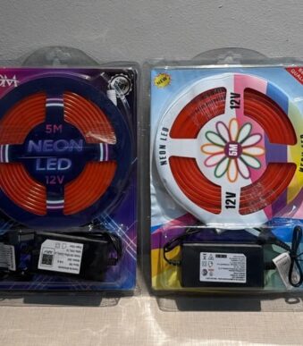 luz led tipo neon con fuente color rojo
