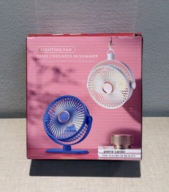 MINI VENTILADOR CON BASE Y GANCHO