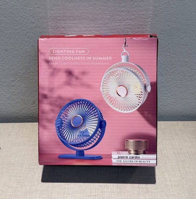 MINI VENTILADOR CON BASE Y GANCHO MINI VENTILADOR CON BASE Y GANCHO