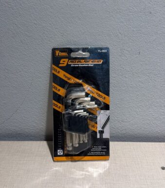 LLAVE TORQ MEDIANA YL-003( CUADRADA)