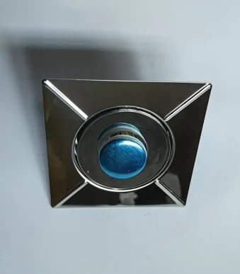 DESAGUE DE PISO CON TAPA A PRESIÓN ACERO INOXIDABLE 9.8CM - DL2329